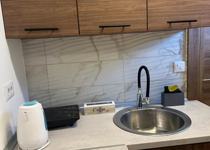 Happy Moments 3 아파트 크랄레보